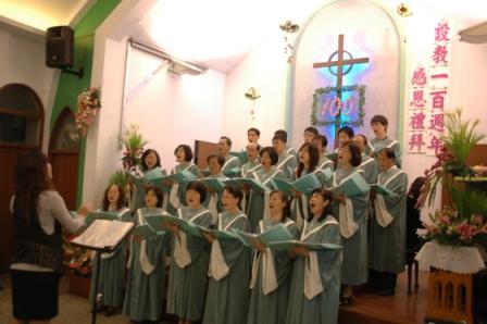 2010.04.18設教百週年聖樂觀摩會：郇城教會聖歌隊獻唱(3)