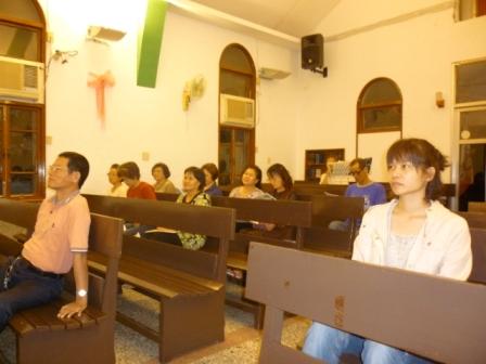 2010.05.14陳光道牧師宣教與聖靈特會：兄姐專心聽講